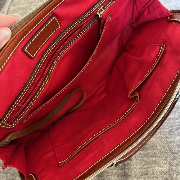 Vintage Dooney and Bourke Cranberry Plaid Leather Zip Zip Domed Satchel Handbag - Picture 6 of 12